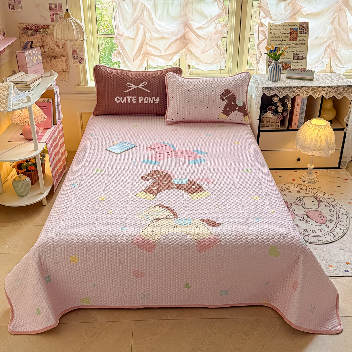 91家纺网 家纺一手货源 找家纺 （总）宜家坊 2026新款金豆豆床盖A类针织棉印花大版卡通床盖三四件套