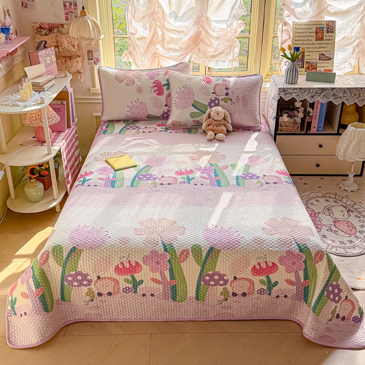 91家纺网 家纺一手货源 找家纺 宜家坊 2026新款金豆豆床盖A类针织棉印花大版卡通床盖三四件套 花仙子