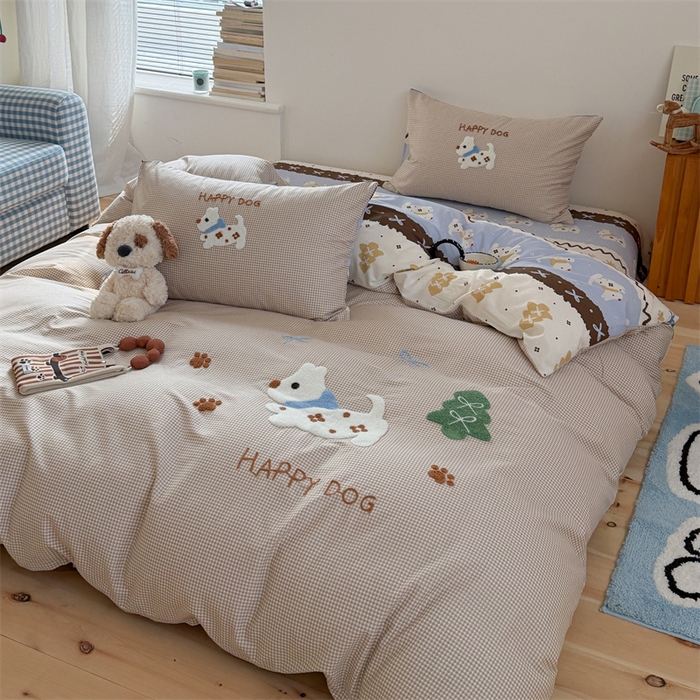 91家纺网 家纺一手货源 找家纺 暖生活 2026新款全棉纯棉水洗棉印+绣四件套（会员➖5 改床笠➕10） 汪汪脚印