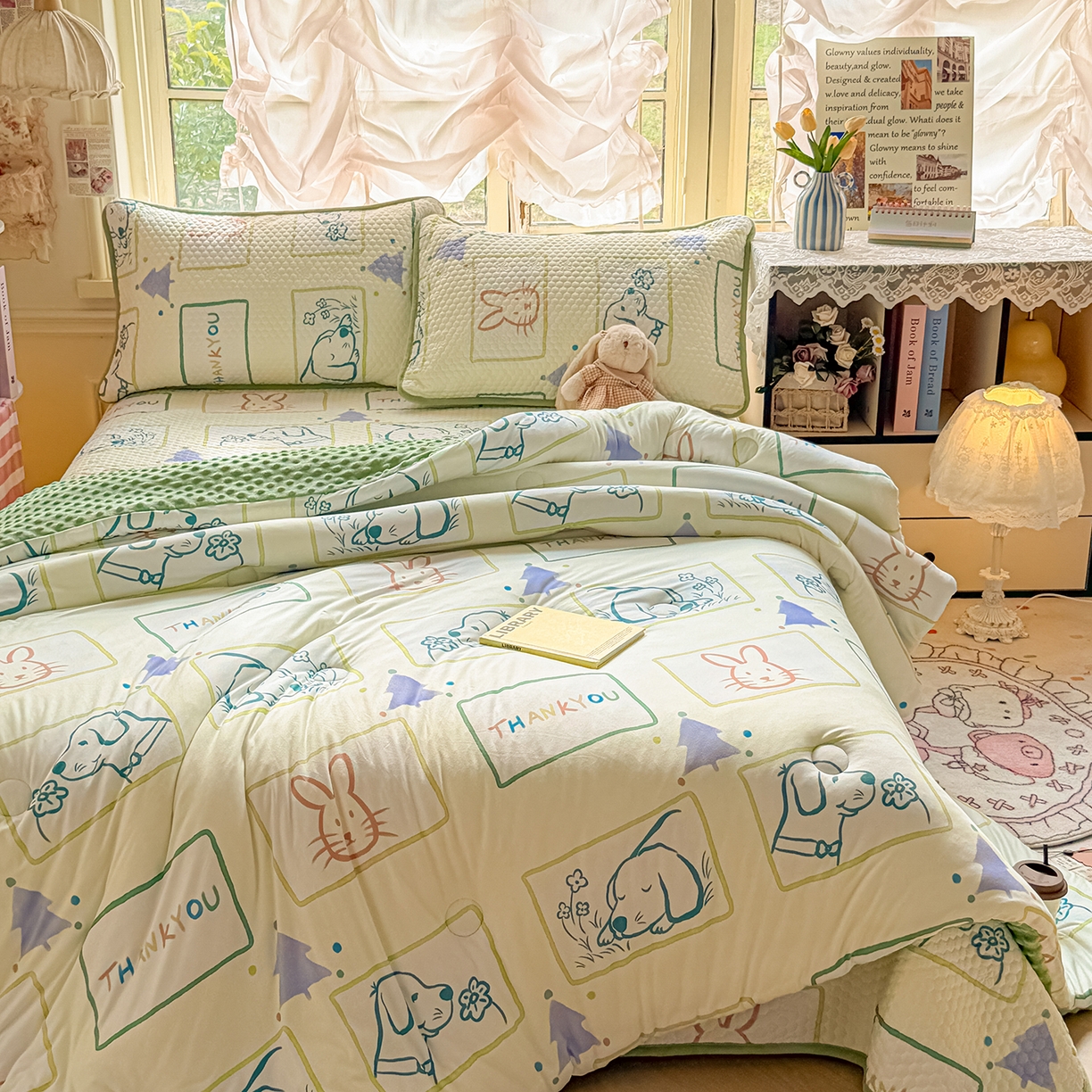 91家纺网 家纺一手货源 找家纺 宜家坊 2026直播热款A类针织棉豆豆被夏被春秋被空调被儿童学生大版卡通被子被芯 兔兔与狗