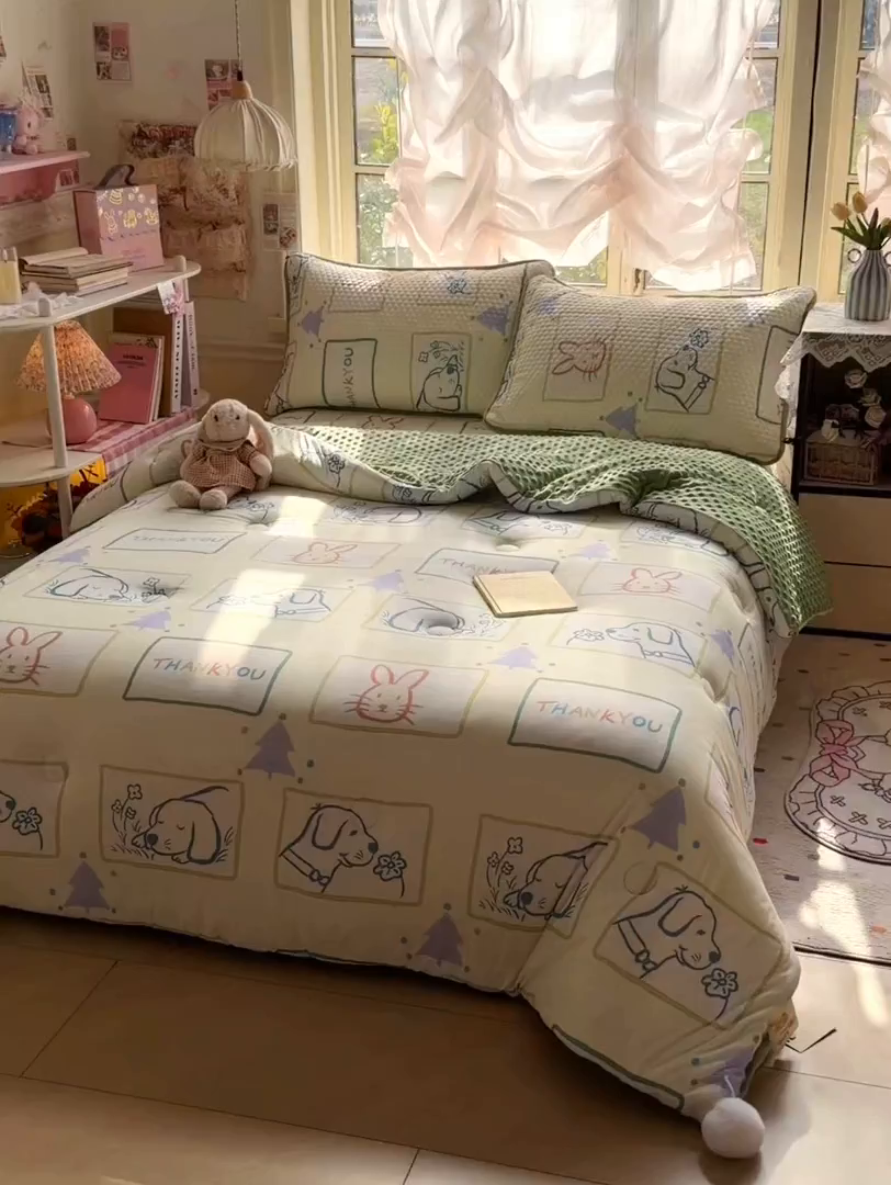 91家纺网 家纺一手货源 找家纺 宜家坊 2026直播热款A类针织棉豆豆被夏被春秋被空调被儿童学生大版卡通被子被芯 兔兔与狗
