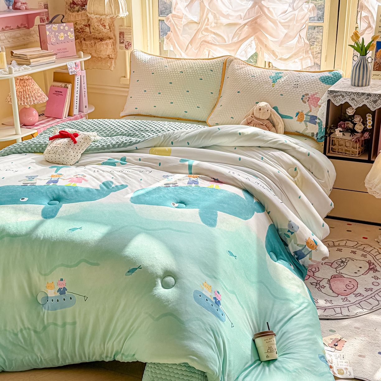 91家纺网 家纺一手货源 找家纺 宜家坊 2026直播热款A类针织棉豆豆被夏被春秋被空调被儿童学生大版卡通被子被芯 小虎鲸