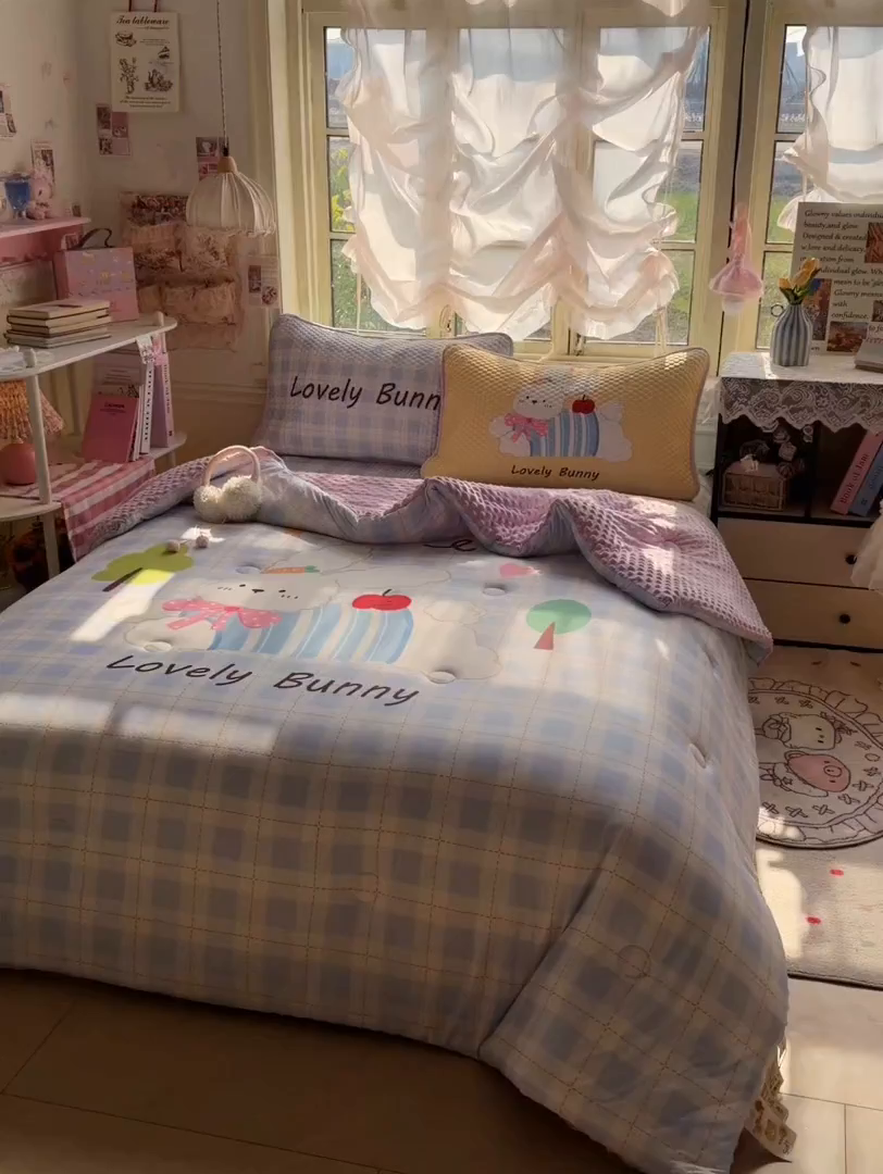 91家纺网 家纺一手货源 找家纺 宜家坊 2026直播热款A类针织棉豆豆被夏被春秋被空调被儿童学生大版卡通被子被芯 小兔乖乖