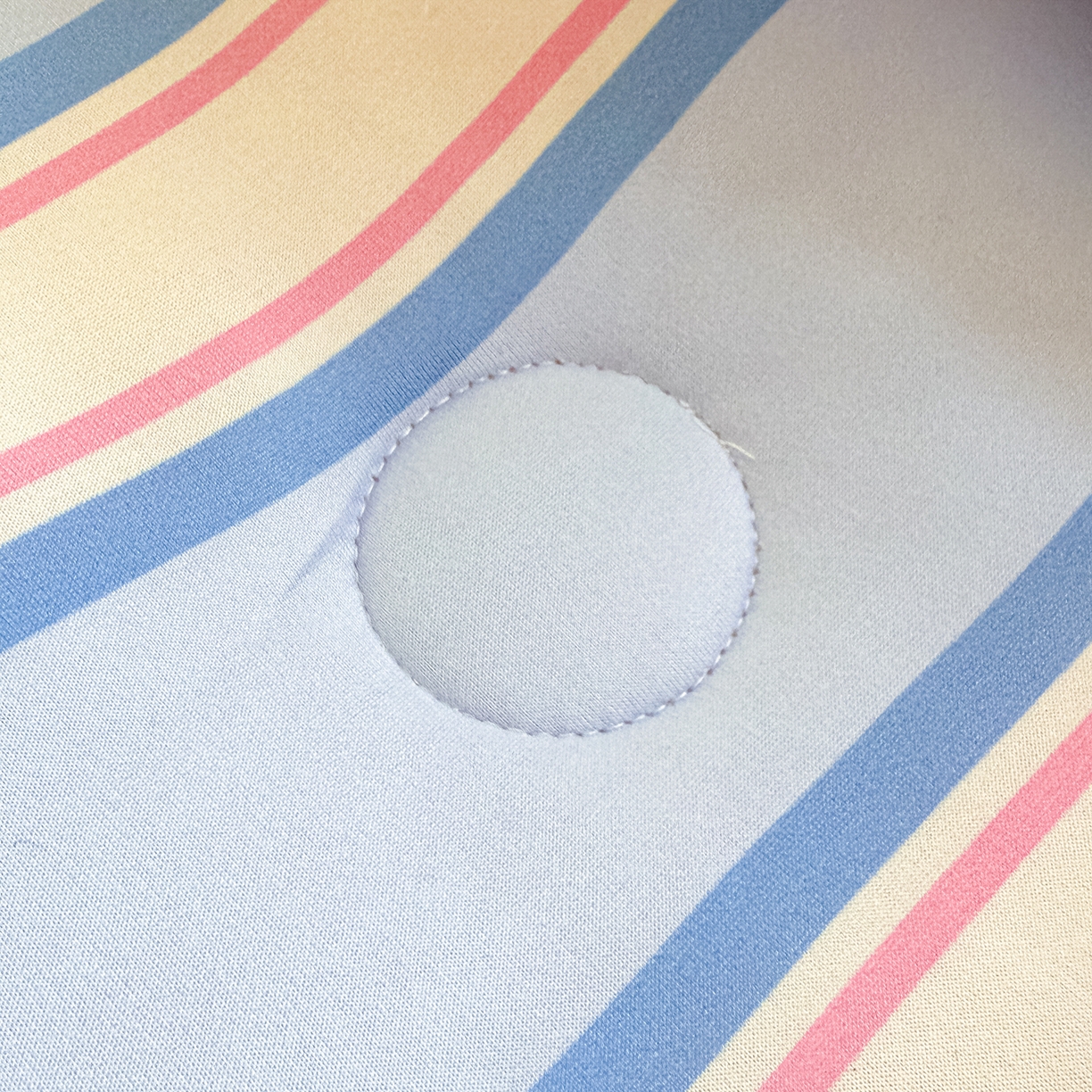 91家纺网 家纺一手货源 找家纺 宜家坊 2026直播热款A类针织棉豆豆被夏被春秋被空调被儿童学生大版卡通被子被芯 要嘛有马