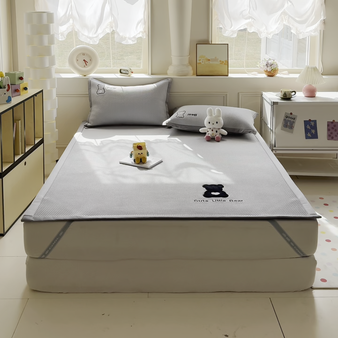 91家纺网 家纺一手货源 找家纺 卡初家居（原微来） 2026春夏新款A类乙纶冰豆豆凉感席绣花席凉席席子-炫酷熊系列 炫酷熊-摩登灰