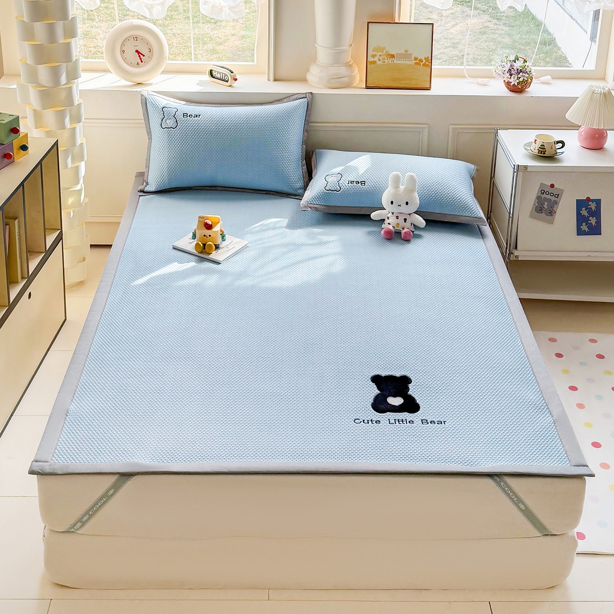 91家纺网 家纺一手货源 找家纺 卡初家居（原微来） 2026春夏新款A类乙纶冰豆豆凉感席绣花席凉席席子-炫酷熊系列 炫酷熊-天空蓝