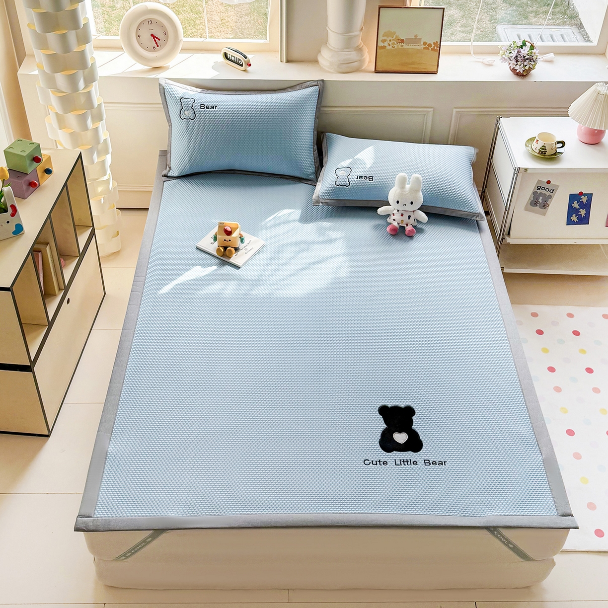 91家纺网 家纺一手货源 找家纺 卡初家居（原微来） 2026春夏新款A类乙纶冰豆豆凉感席绣花席凉席席子-炫酷熊系列 炫酷熊-天空蓝