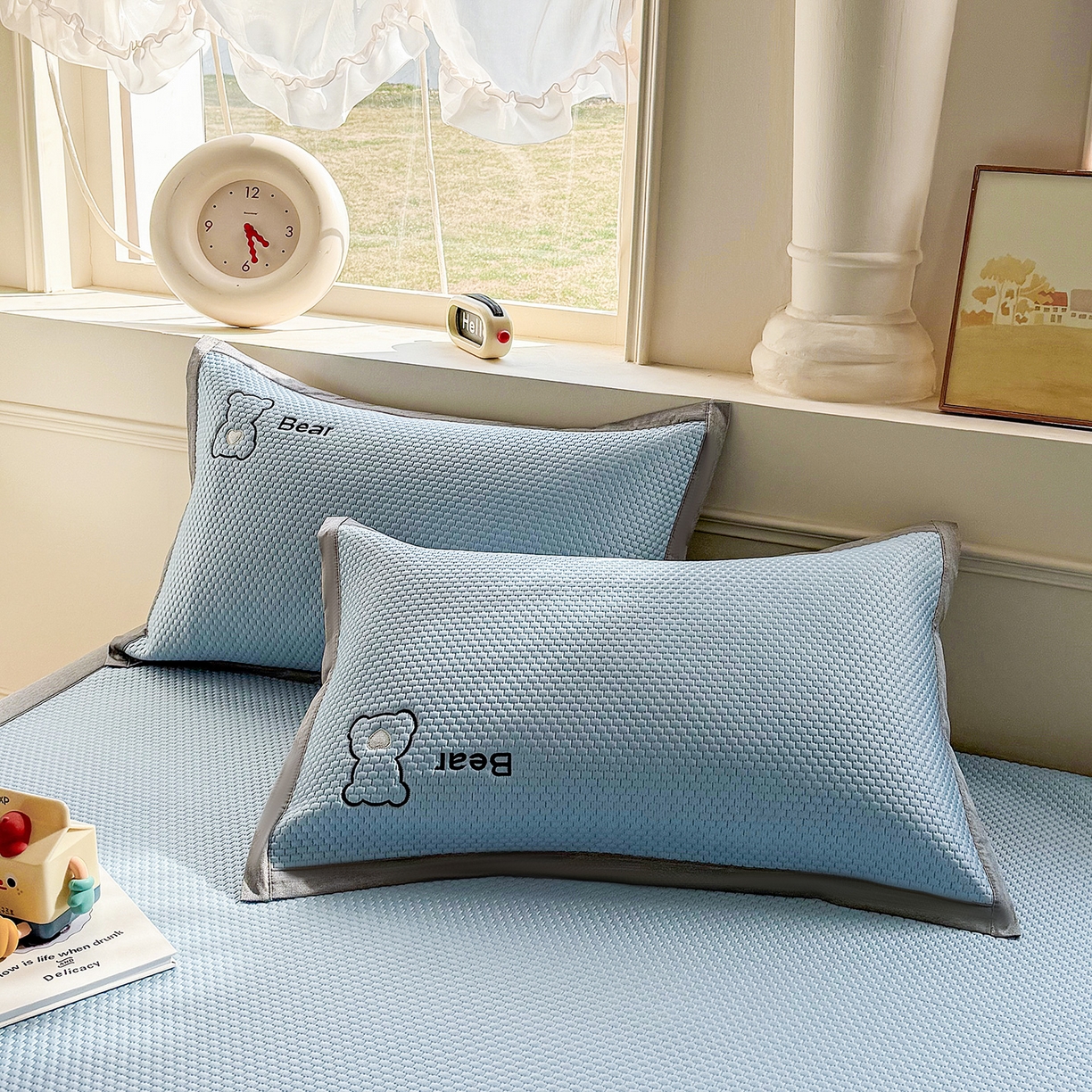 91家纺网 家纺一手货源 找家纺 卡初家居（原微来） 2026春夏新款A类乙纶冰豆豆凉感席绣花席凉席席子-炫酷熊系列 炫酷熊-天空蓝