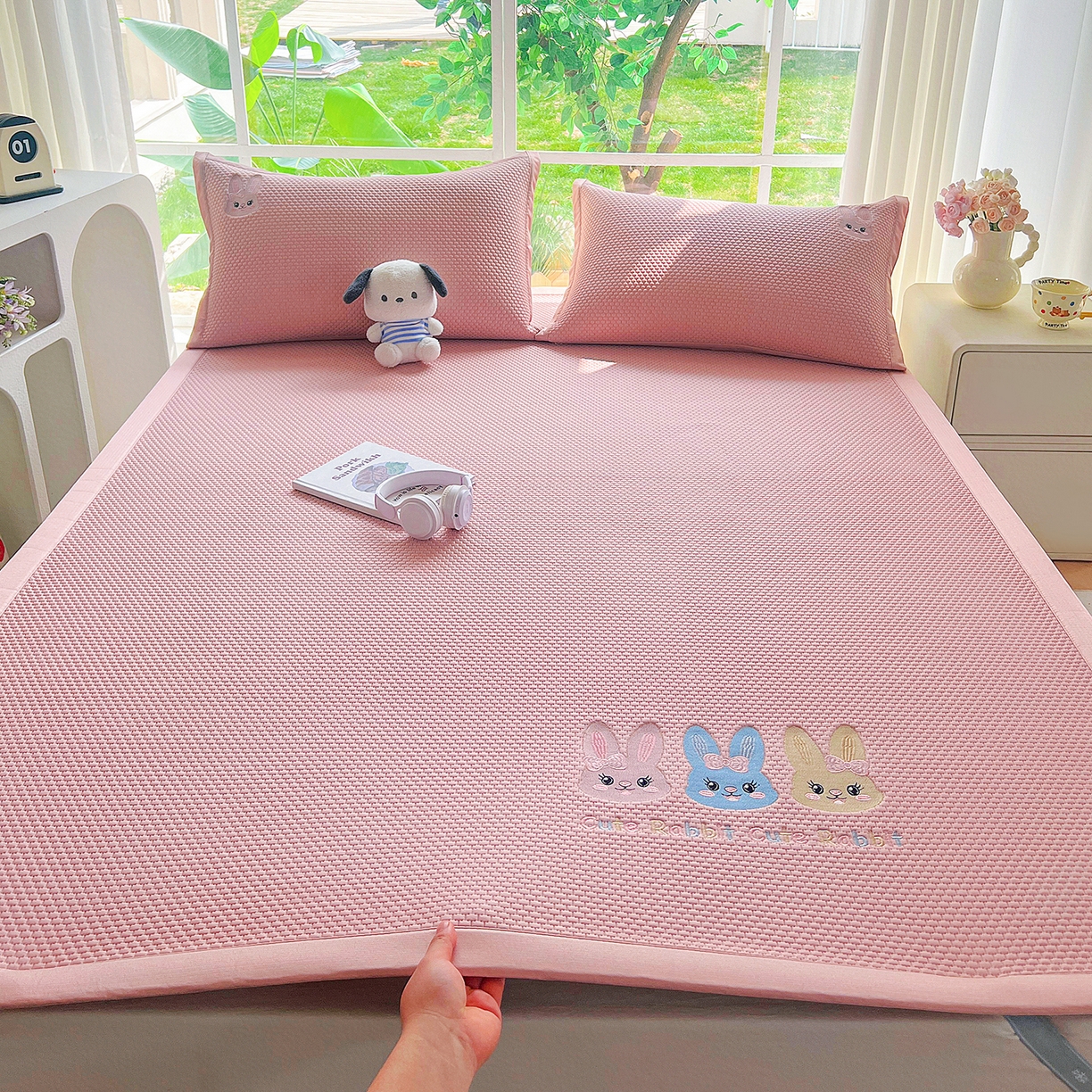 91家纺网 家纺一手货源 找家纺 （总）卡初家居（原微来） 2026春夏新款A类乙纶凉豆豆凉感席绣花席凉席席子-魔方系列