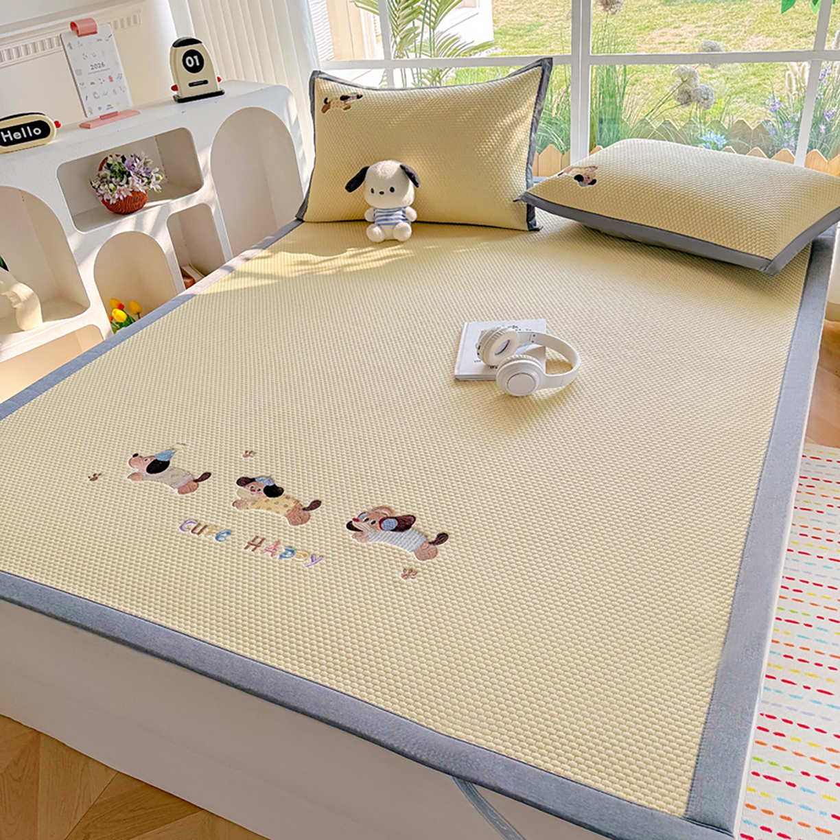 91家纺网 家纺一手货源 找家纺 卡初家居（原微来） 2026春夏新款A类乙纶凉豆豆凉感席绣花席凉席席子-魔方系列 可爱小狗