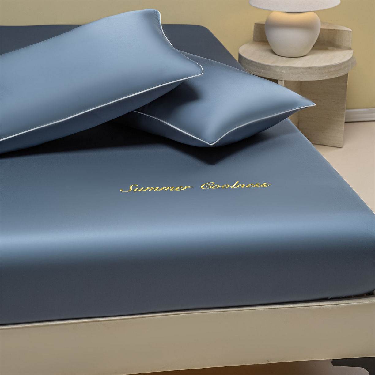 91家纺网 家纺一手货源 找家纺 美澳家纺 2026春夏新款纯色刺绣凉感水洗冰丝真丝床笠三件套 宾利兰