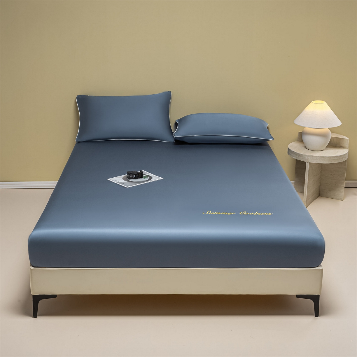 91家纺网 家纺一手货源 找家纺 美澳家纺 2026春夏新款纯色刺绣凉感水洗冰丝真丝床笠三件套 宾利兰