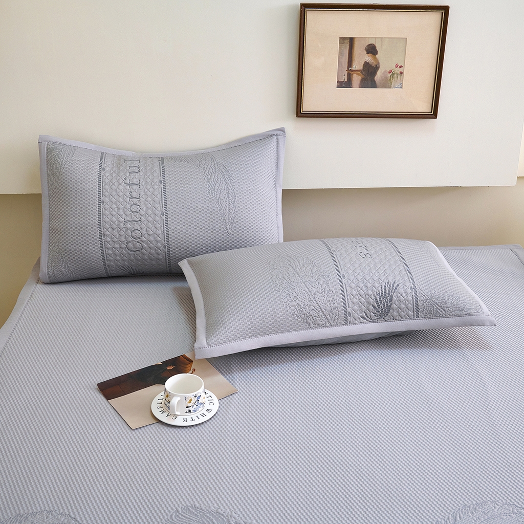 91家纺网 家纺一手货源 找家纺 莱家富 2026新款A类凉感豆豆席凉席席子-平铺款 平铺款-羽毛灰