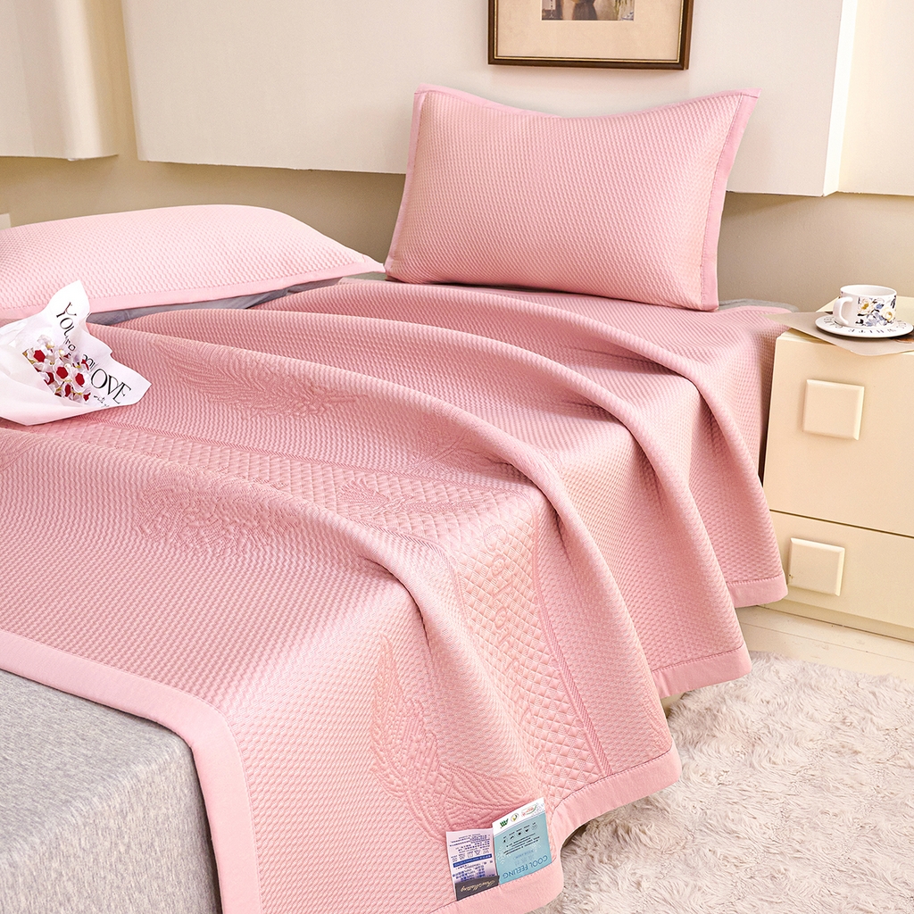 91家纺网 家纺一手货源 找家纺 莱家富 2026新款A类凉感豆豆席凉席席子-平铺款 平铺款-羽毛粉