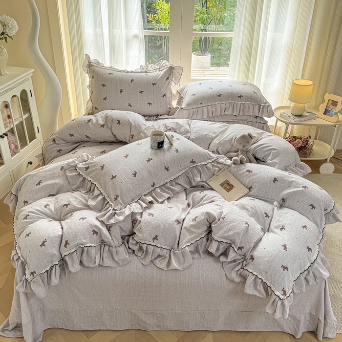 91家纺网 家纺一手货源 找家纺 大麦家纺 2026新款水洗色织棉麻花边四件套 点点木马