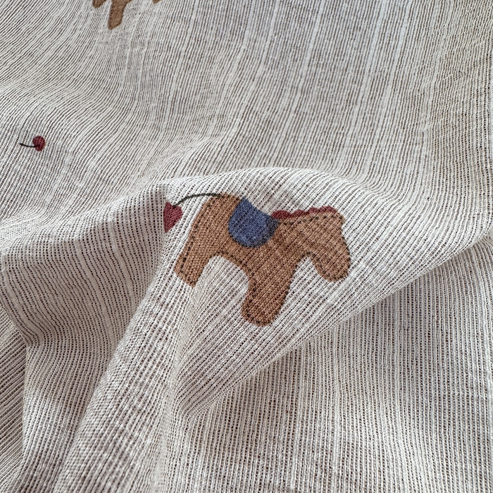 91家纺网 家纺一手货源 找家纺 大麦家纺 2026新款水洗色织棉麻花边四件套 点点木马