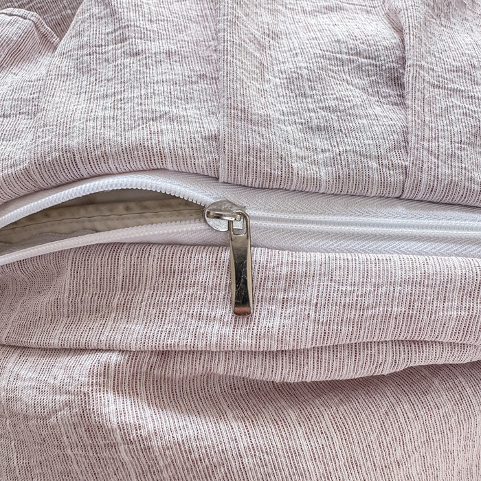 91家纺网 家纺一手货源 找家纺 大麦家纺 2026新款水洗色织棉麻花边四件套 粉雾觅境