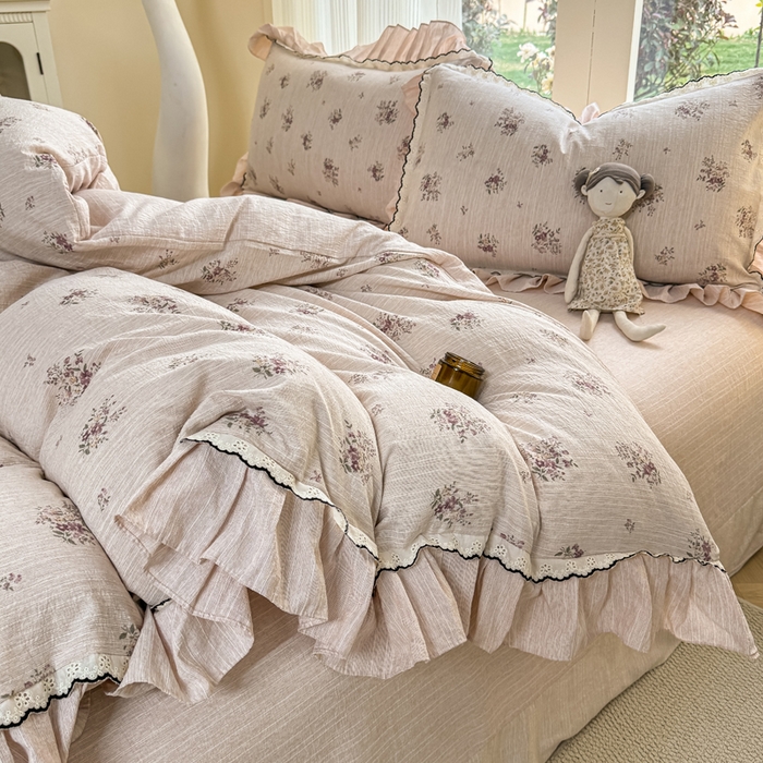 91家纺网 家纺一手货源 找家纺 大麦家纺 2026新款水洗色织棉麻花边四件套 梦初华