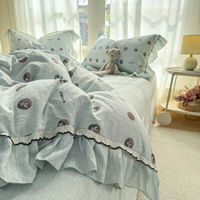 91家纺网 家纺一手货源 找家纺 大麦家纺 2026新款水洗色织棉麻花边四件套 企鹅时光