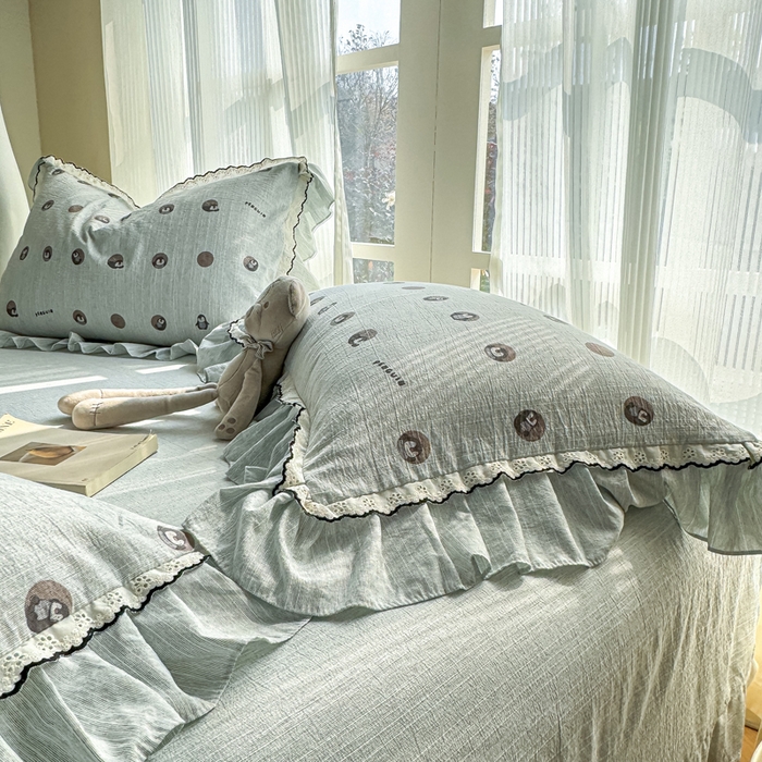 91家纺网 家纺一手货源 找家纺 大麦家纺 2026新款水洗色织棉麻花边四件套 企鹅时光