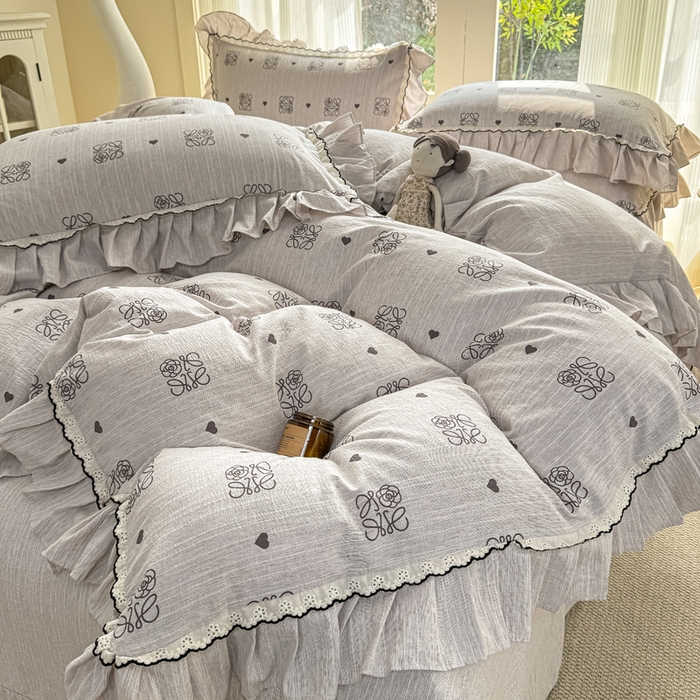 91家纺网 家纺一手货源 找家纺 大麦家纺 2026新款水洗色织棉麻花边四件套 素雅情调