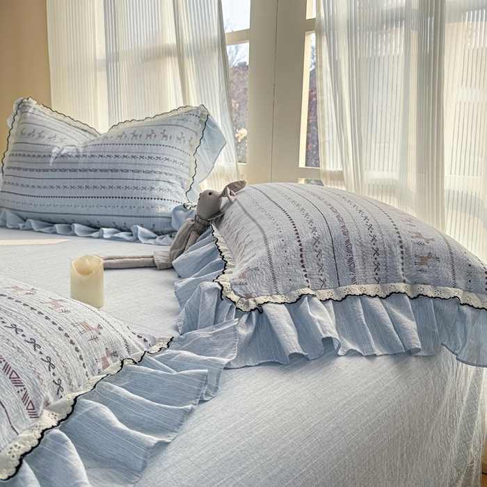 91家纺网 家纺一手货源 找家纺 大麦家纺 2026新款水洗色织棉麻花边四件套 小鹿乱撞