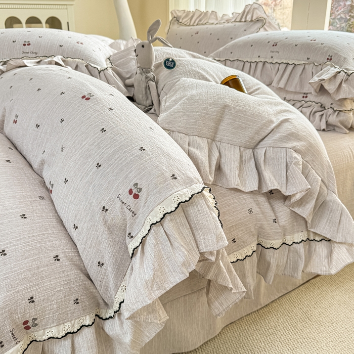 大麦家纺 2026新款水洗色织棉麻花边四件套 樱桃梦境
