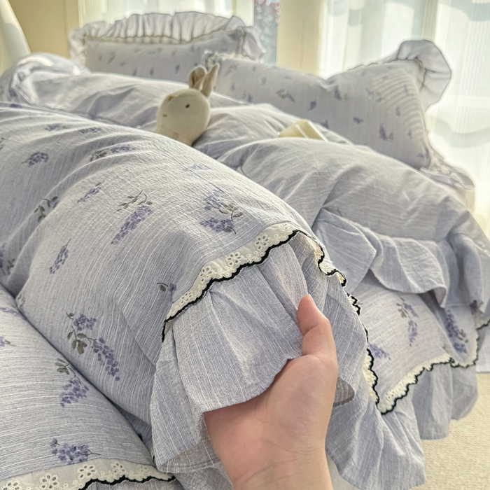 91家纺网 家纺一手货源 找家纺 大麦家纺 2026新款水洗色织棉麻花边四件套 原野青提