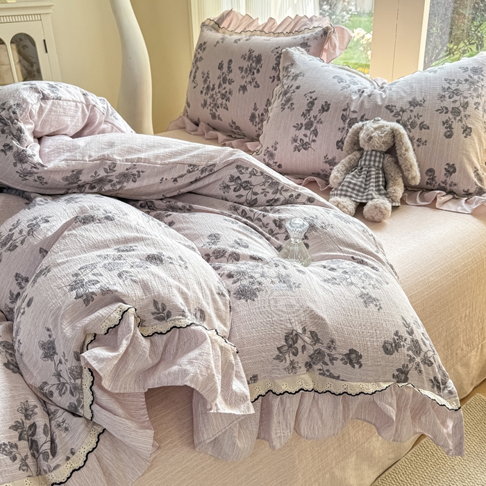 91家纺网 家纺一手货源 找家纺 大麦家纺 2026新款水洗色织棉麻花边四件套 枝含羞