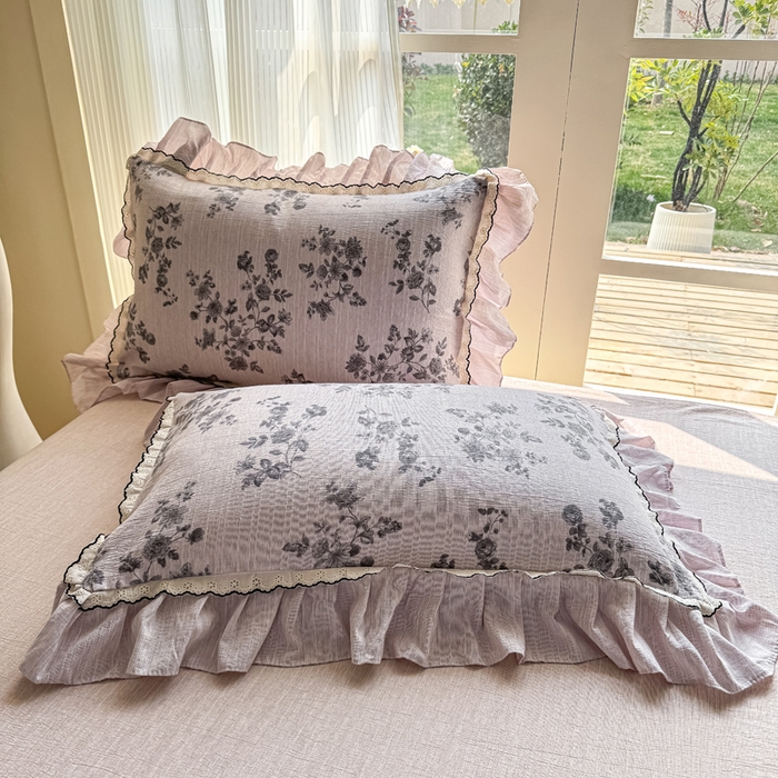 91家纺网 家纺一手货源 找家纺 大麦家纺 2026新款水洗色织棉麻花边四件套 枝含羞