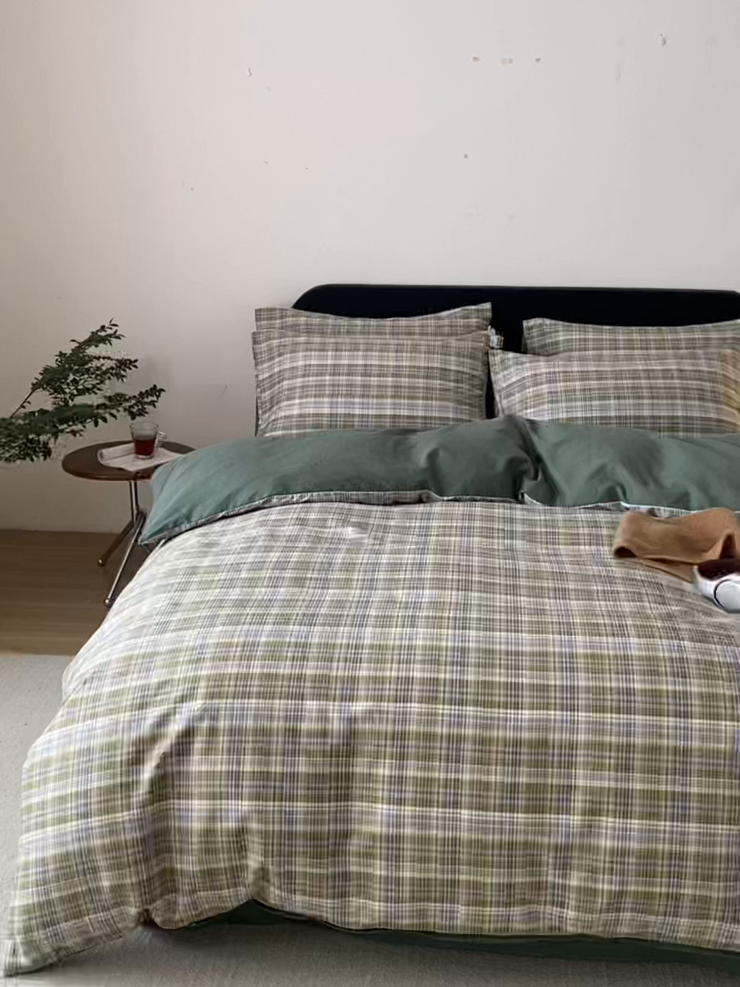 91家纺网 家纺一手货源 找家纺 简宜家居（朝初家纺） 2026新款简约格子40支13070纯棉全棉四件套 抹茶格