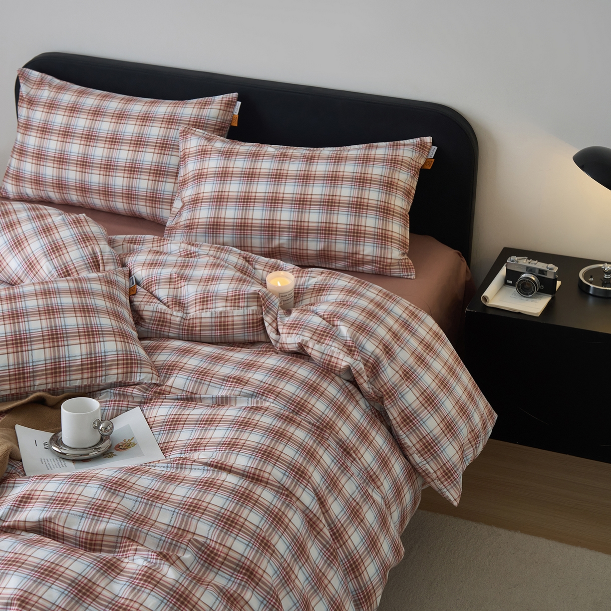 91家纺网 家纺一手货源 找家纺 简宜家居（朝初家纺） 2026新款简约格子40支13070纯棉全棉四件套 英伦-焦糖