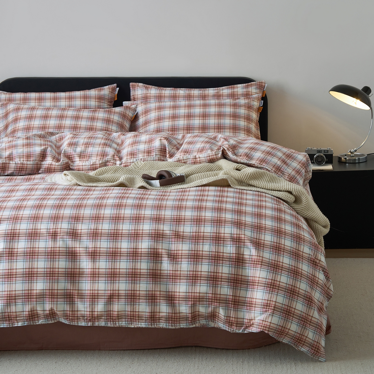 91家纺网 家纺一手货源 找家纺 简宜家居（朝初家纺） 2026新款简约格子40支13070纯棉全棉四件套 英伦-焦糖