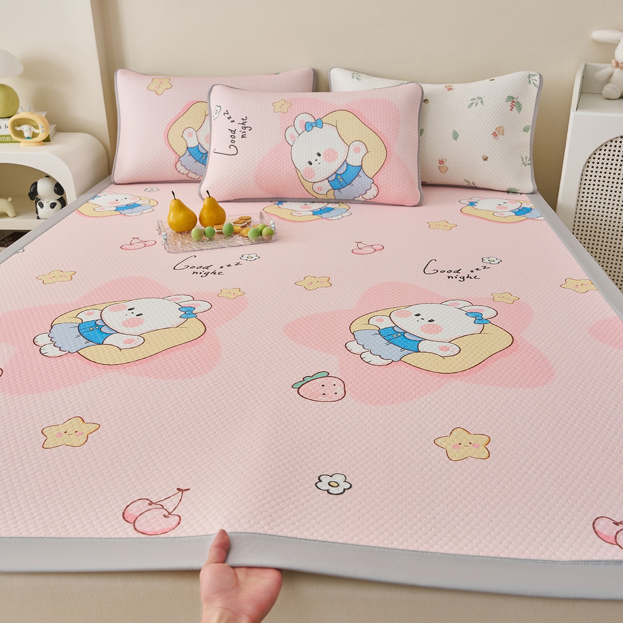 91家纺网 家纺一手货源 找家纺 （总）家品罗兰 2026新款夏季A类印花冰豆豆凉席三明治透气网冰丝凉席家用双人冰丝席床单-大床图