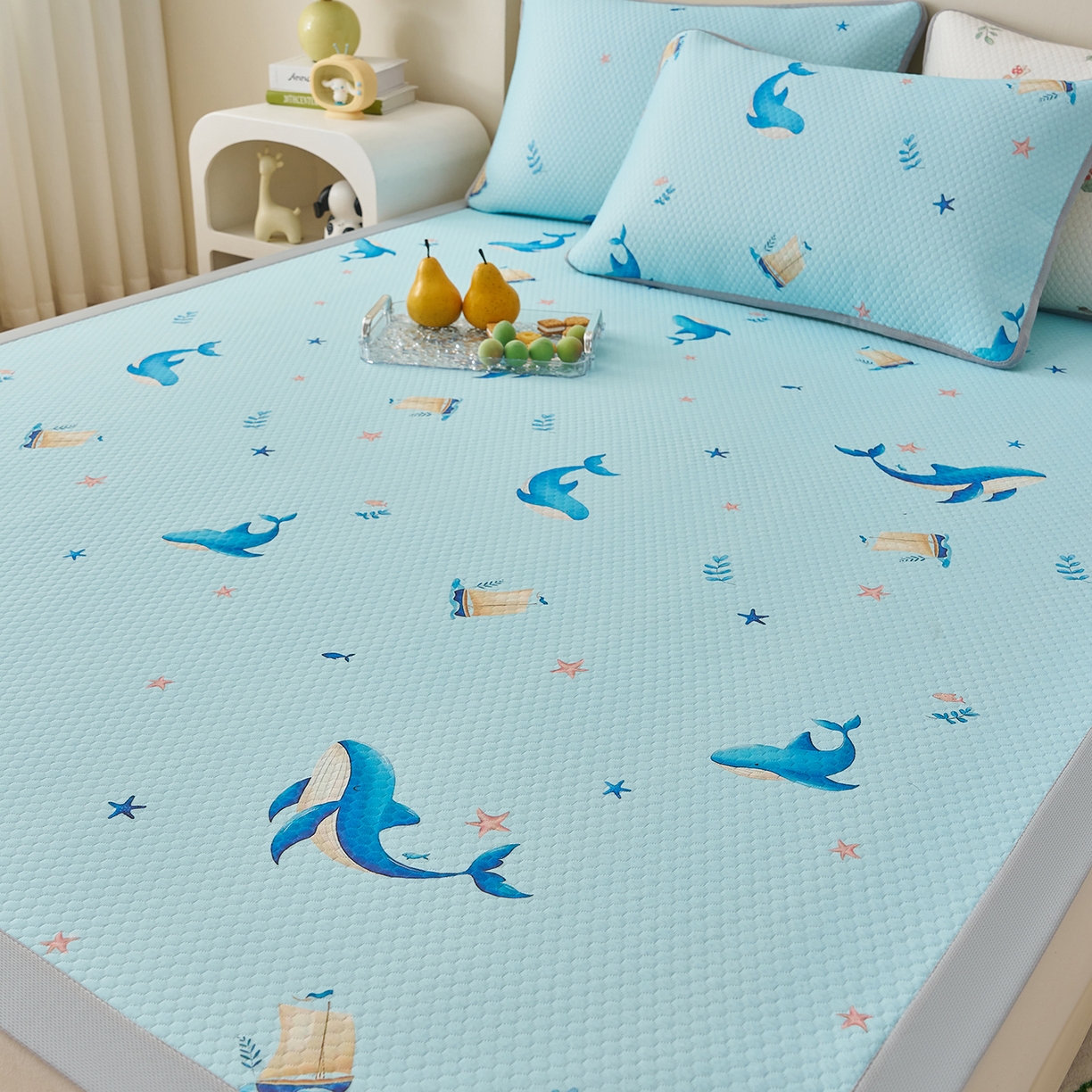 91家纺网 家纺一手货源 找家纺 家品罗兰 2026新款夏季A类印花冰豆豆凉席三明治透气网冰丝凉席家用双人冰丝席床单-大床图 海洋世界