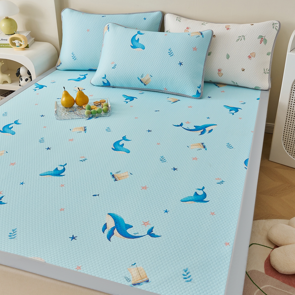 91家纺网 家纺一手货源 找家纺 家品罗兰 2026新款夏季A类印花冰豆豆凉席三明治透气网冰丝凉席家用双人冰丝席床单-大床图 海洋世界