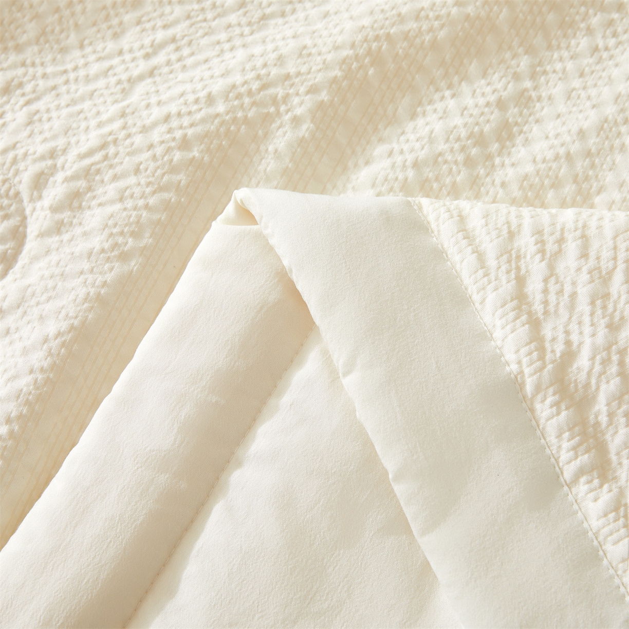 91家纺网 家纺一手货源 找家纺 招财星家纺 2026新款A类奶芙棉大豆夏被四件套空调被被子夏凉被芯薄被子（带质检报告买家秀） 奶芙芙-米白