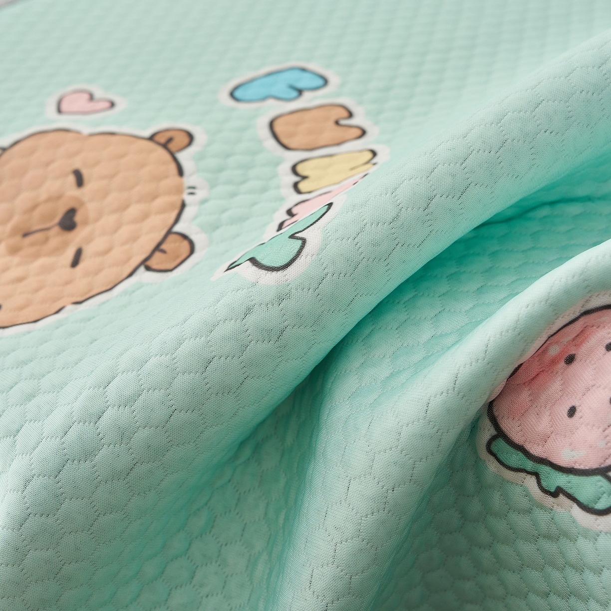 91家纺网 家纺一手货源 找家纺 家品罗兰 2026新款夏季A类印花冰豆豆凉席三明治透气网冰丝凉席家用双人冰丝席床单-大床图 卡皮巴拉