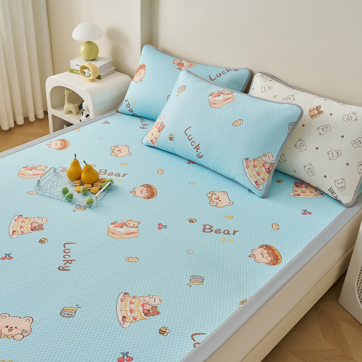 91家纺网 家纺一手货源 找家纺 家品罗兰 2026新款夏季A类印花冰豆豆凉席三明治透气网冰丝凉席家用双人冰丝席床单-大床图 甜甜圈