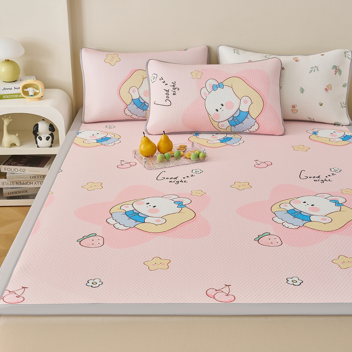 91家纺网 家纺一手货源 找家纺 家品罗兰 2026新款夏季A类印花冰豆豆凉席三明治透气网冰丝凉席家用双人冰丝席床单-大床图 兔宝贝