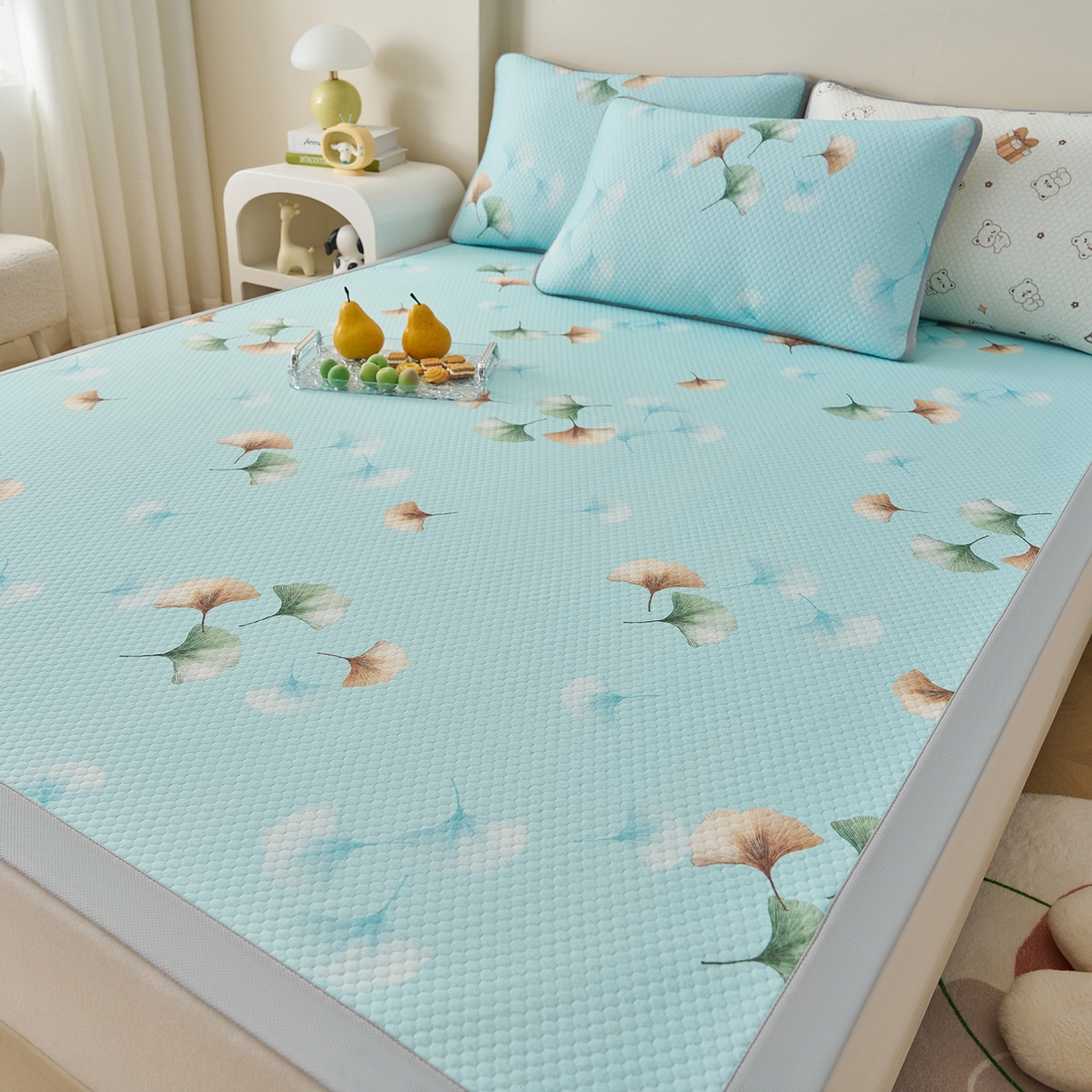 91家纺网 家纺一手货源 找家纺 家品罗兰 2026新款夏季A类印花冰豆豆凉席三明治透气网冰丝凉席家用双人冰丝席床单-大床图 叶语