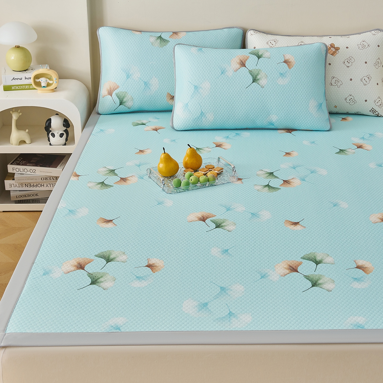 91家纺网 家纺一手货源 找家纺 家品罗兰 2026新款夏季A类印花冰豆豆凉席三明治透气网冰丝凉席家用双人冰丝席床单-大床图 叶语