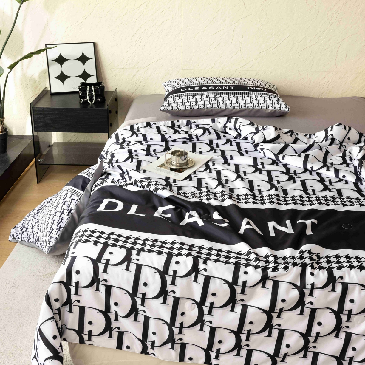 91家纺网 家纺一手货源 找家纺 色鬼布艺高端家居主号 2026春夏新款水洗真丝夏被夏凉被空调被四件套 爱迪