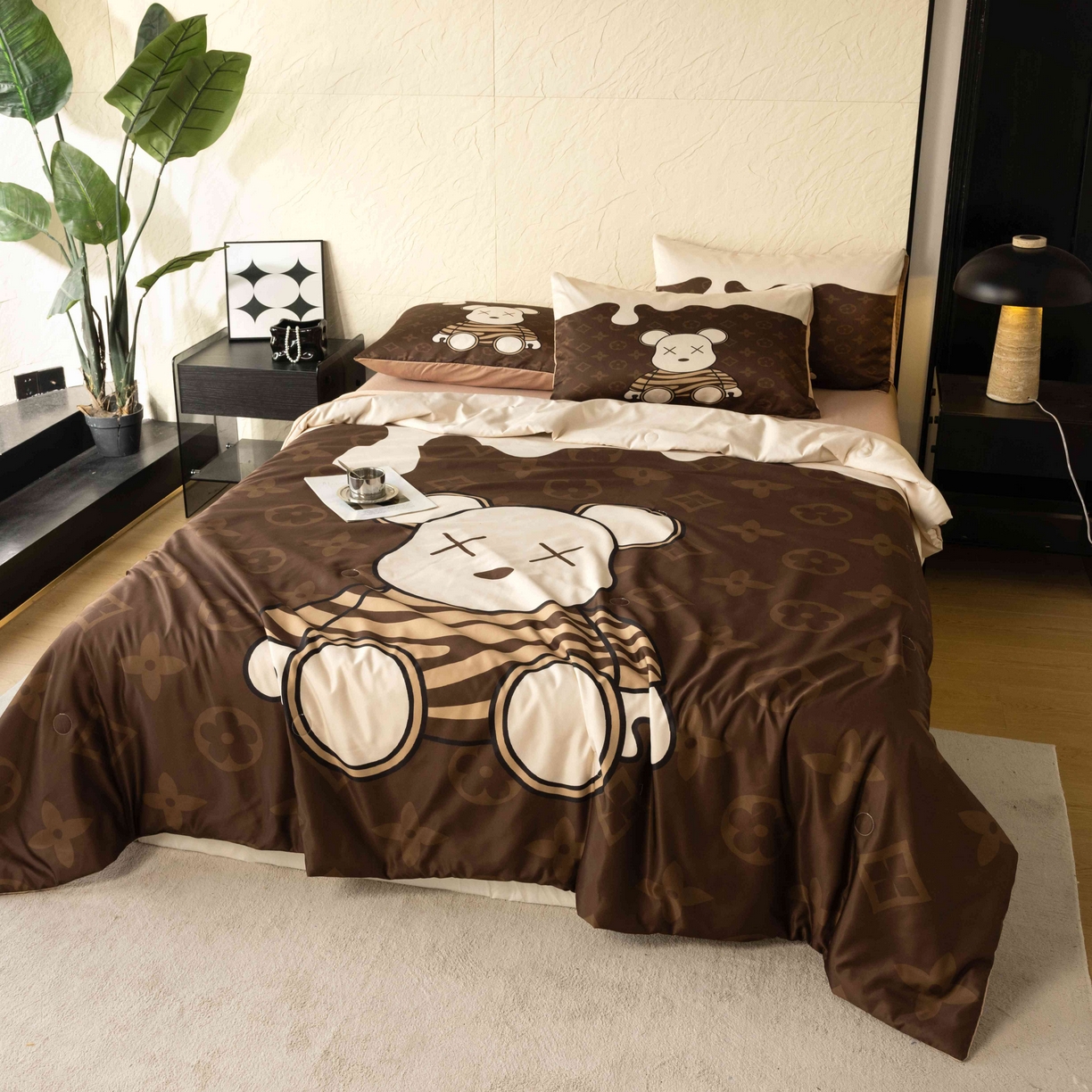 91家纺网 家纺一手货源 找家纺 色鬼布艺高端家居主号 2026春夏新款水洗真丝夏被夏凉被空调被四件套 梦龙熊