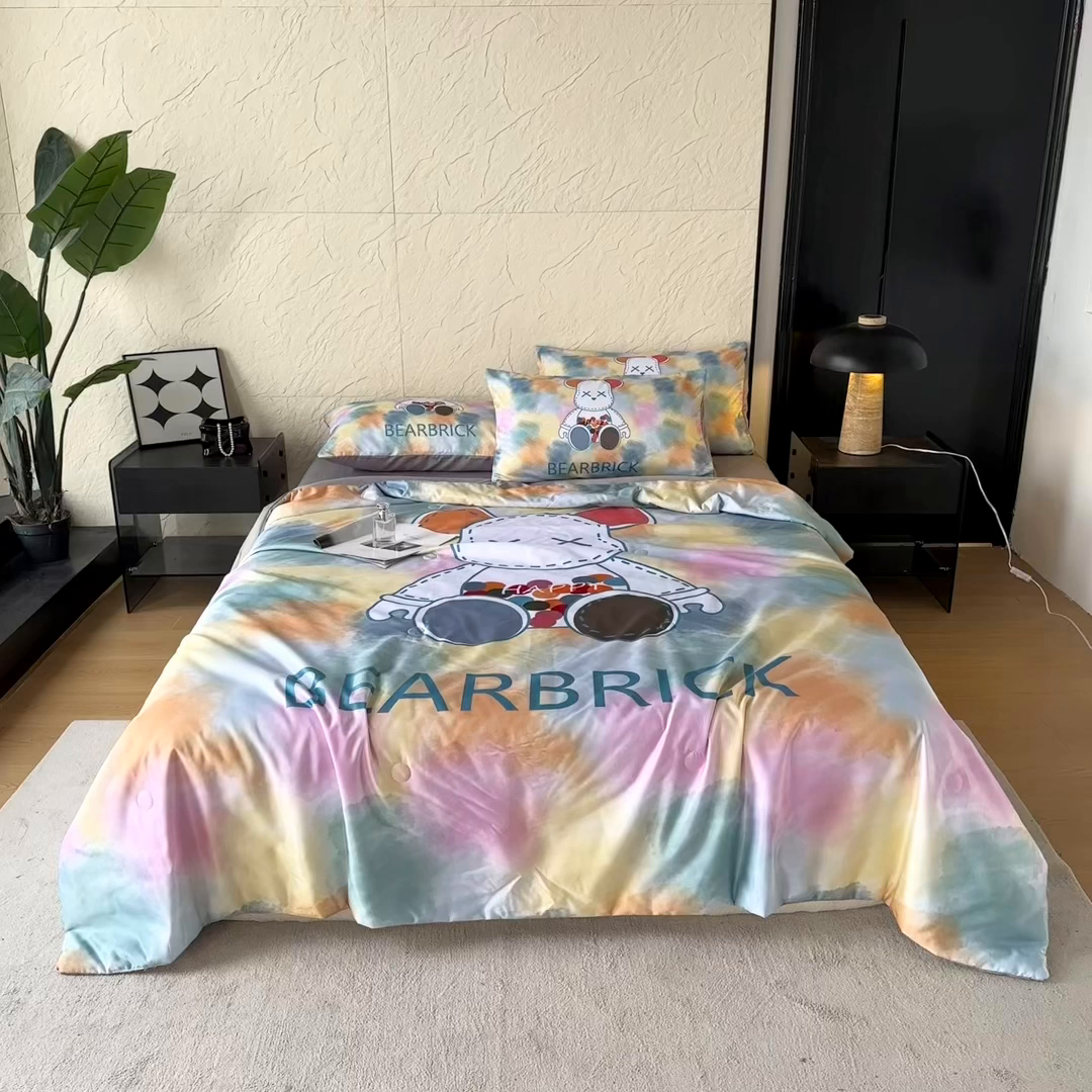 91家纺网 家纺一手货源 找家纺 色鬼布艺高端家居主号 2026春夏新款水洗真丝夏被夏凉被空调被四件套 七彩熊