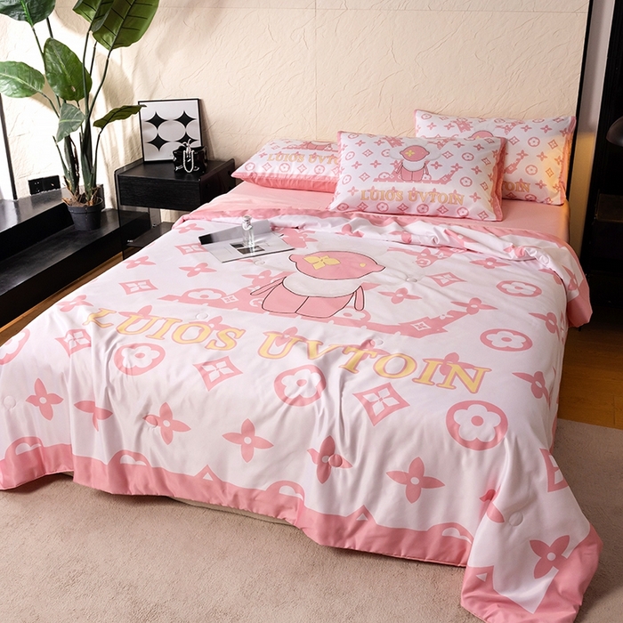 91家纺网 家纺一手货源 找家纺 色鬼布艺高端家居主号 2026春夏新款水洗真丝夏被夏凉被空调被四件套 太阳花粉