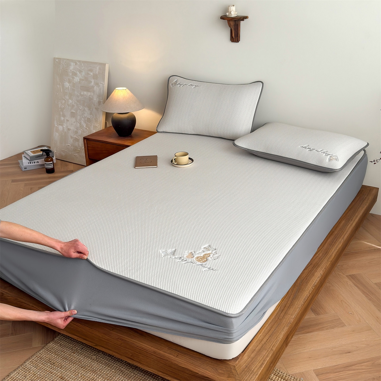 91家纺网 家纺一手货源 找家纺 鑫姿席业 2026新款5A抗菌PE提花凉感席凉席席子蝶舞福禄 蝶舞福禄-咖（床笠款）