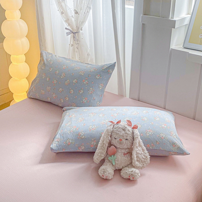 91家纺网 家纺一手货源 找家纺 爱屋及屋 2026新款小清新双层纱宽包边棉花被夏凉被空调被夏被 繁花-蓝