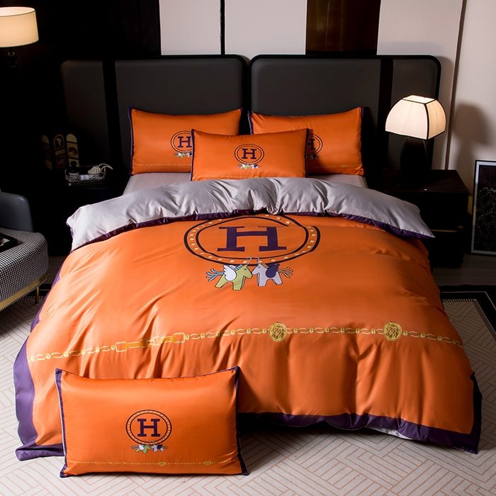 91家纺网 家纺一手货源 找家纺 （总）色鬼布艺高端家居主号 2025新款秋冬加厚素色大朵羊驼绒贴布刺绣220g全消光牛奶绒四件套-暖宝