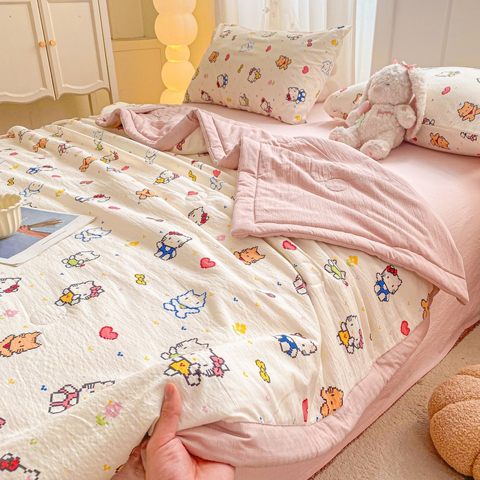 91家纺网 家纺一手货源 找家纺 爱屋及屋 2026新款小清新双层纱宽包边棉花被夏凉被空调被夏被 像素KT